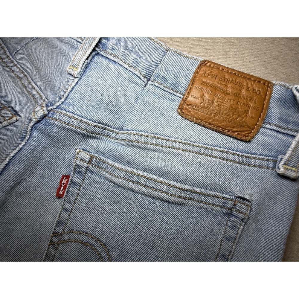 Levi's Woman's Wedgie Button Fly Premium Big E Light Wash Jeans Altered Waist 28